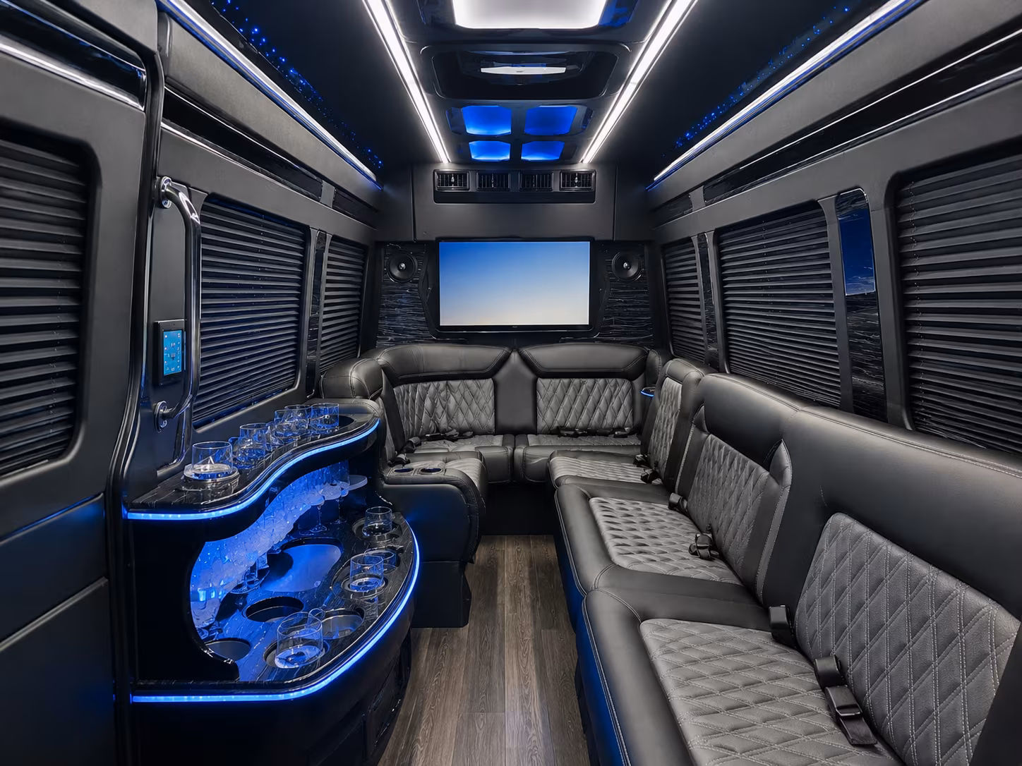 group shuttle buses to orlando international airport mco from the treasure coast